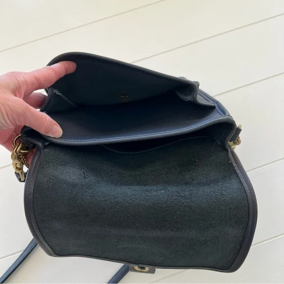 Vintage Coach Leather Bag Crossbody Satchel Purse Turnlock Flap Black 0260-301 - Picture 13 of 17